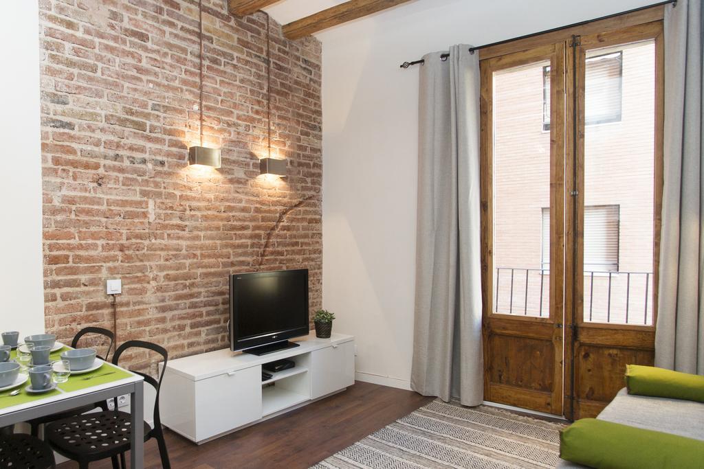 Apartments Barcelona Sagrada Oda fotoğraf